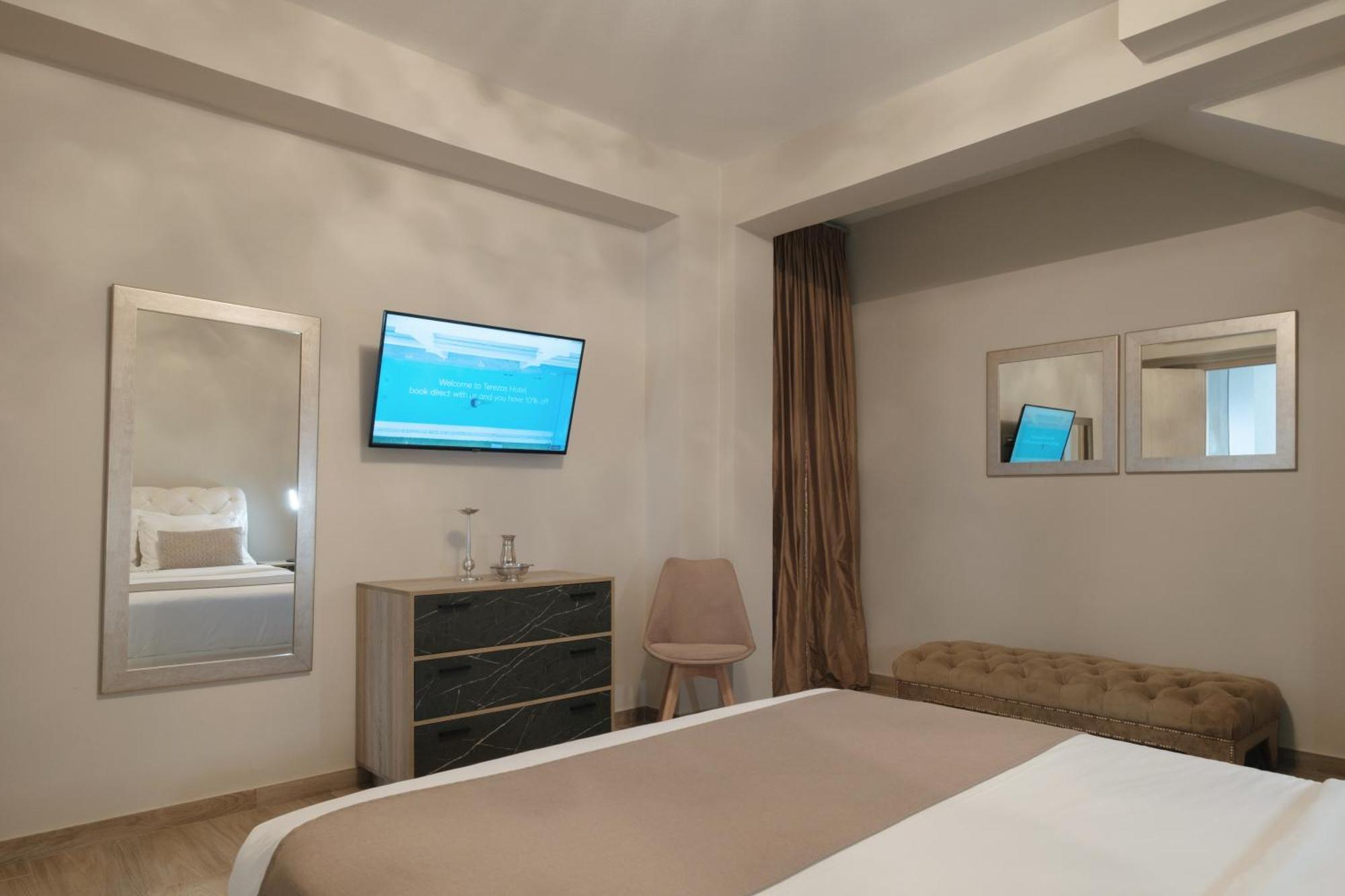 Terezas Hotel Sidari  Ngoại thất bức ảnh
